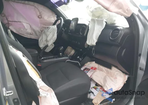 2019 Toyota Tacoma Trd Sport z USA, uszkodzony, nr VIN 3TMBZ5DN2KM020848